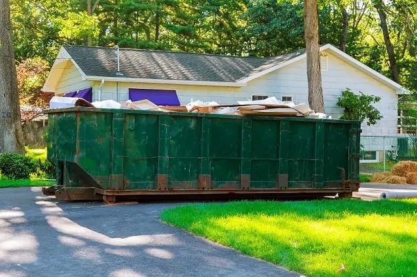 7 Powerful Reasons to Use a Dumpster for a Landscaping Project